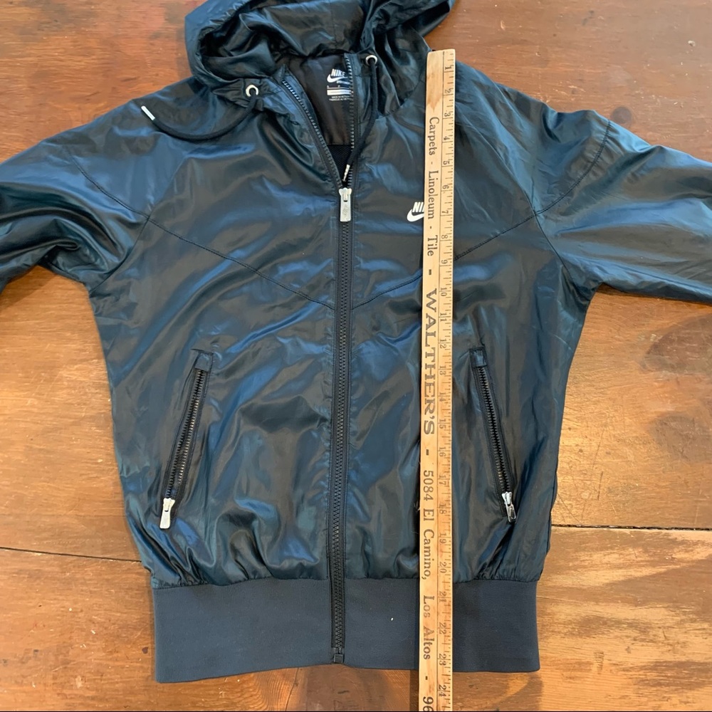 Nike Windrunner Jacket - image 6